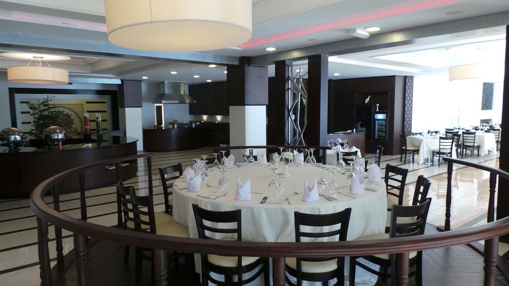Amman Airport Hotel Al Qastal Bagian luar foto